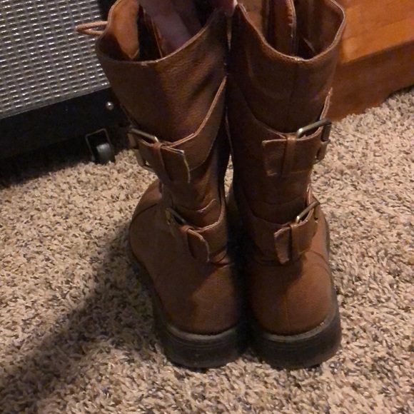 Boots - Picture 3 of 3